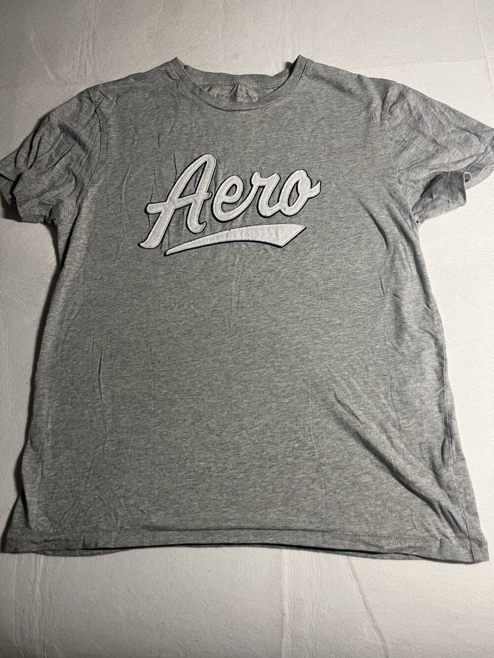 Aeropostale Men’s Medium Gray Aero Logo Graphic T-Shirt Short Sleeve